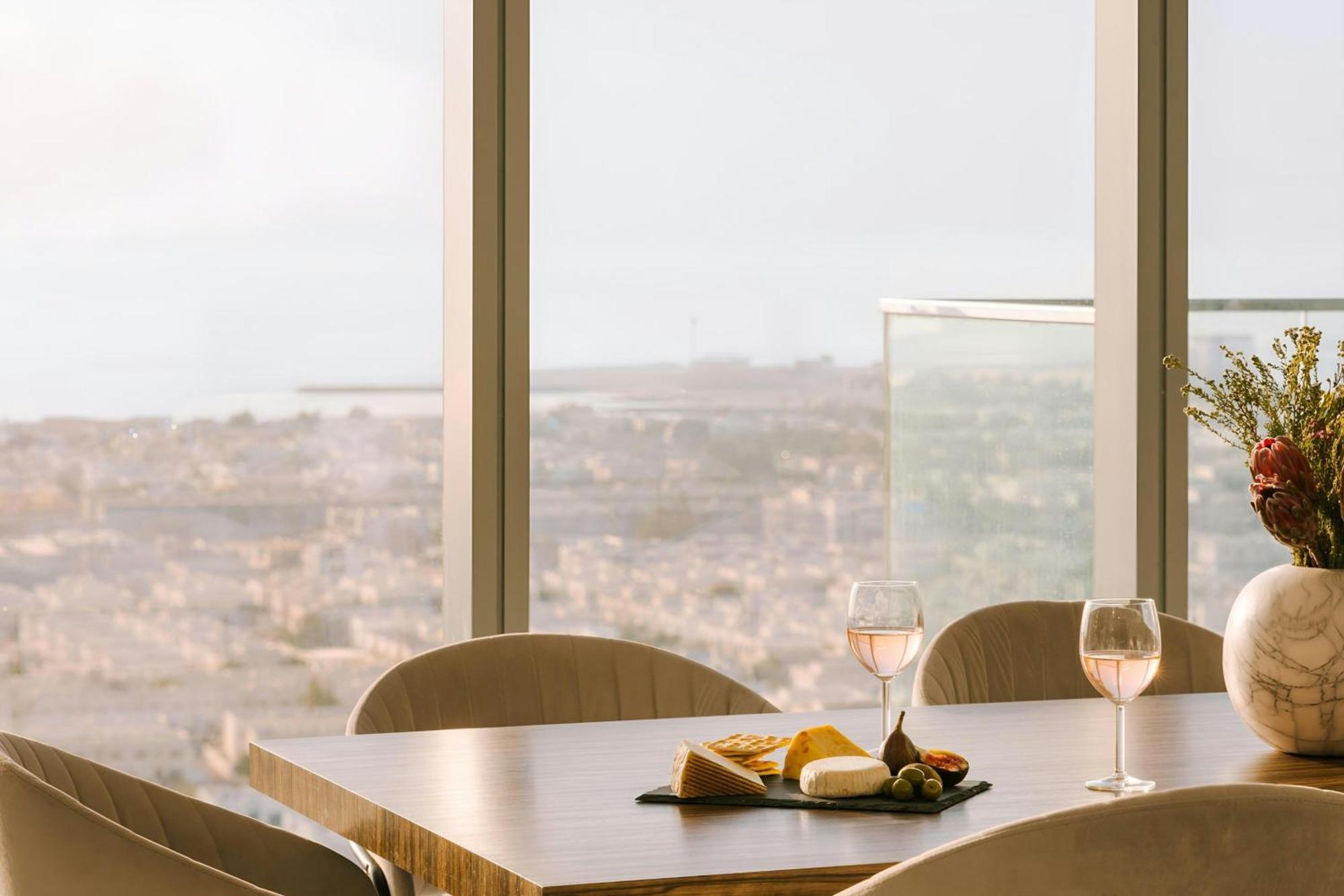 Sonder By Marriott Bonvoy Downtown Towers Apartments Dubaj Kültér fotó